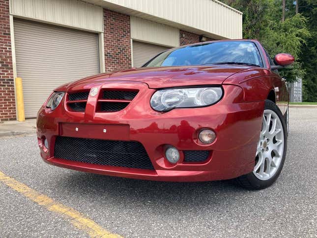 Image for article titled At $21,900, What Would You Make of This 2005 MG ZT 190?