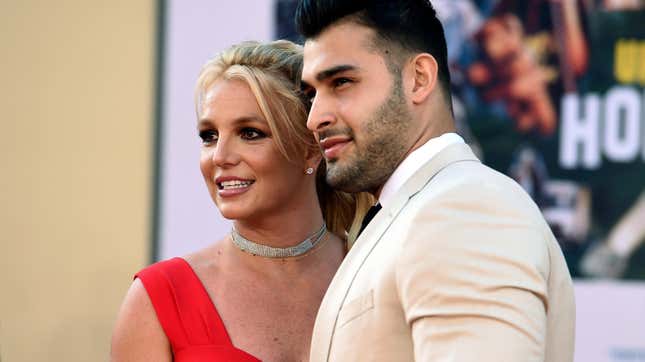 Image for article titled Britney Spears Is Getting Married Today and Her Family Isn&#39;t Invited
