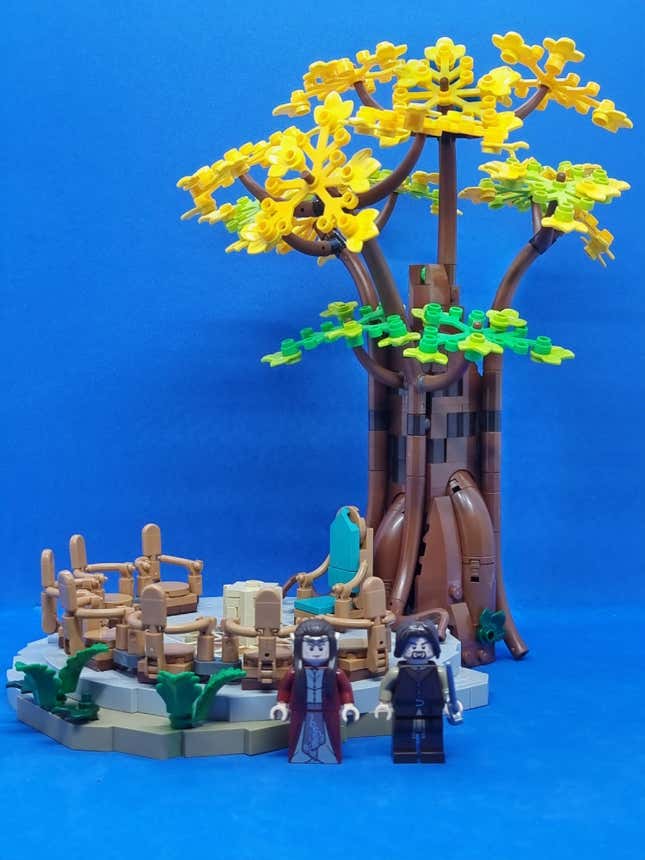 Image for article titled Lego's Huge Rivendell Set Is as Epic a Feat as the Lord of the Rings Movies