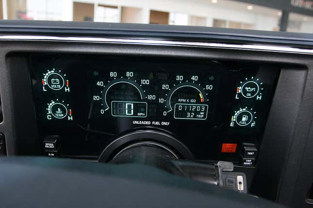Image for article titled There's a "Brand New" 1990 Buick Reatta Convertible For Sale in Kentucky