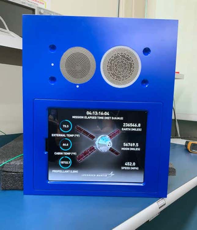 Imagen del sistema Callisto antes de ser instalado en el interior de la nave Orion para la misión Artemis 1.