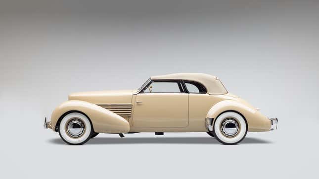 Image for article titled Amelia Earhart&#39;s Long-Lost 1937 Cord 812 Phaeton Added to the National Historic Vehicle Register