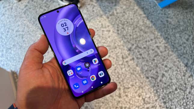 Imagen para el artículo titulado Motorola da un salto gigante con sus smartphones más atractivos hasta la fecha