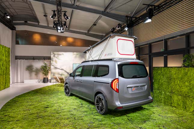 Image for article titled The Mercedes-Benz Concept EQT Marco Polo1 Takes the EV Van Overlanding