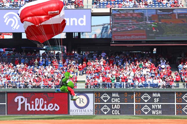 Image for article titled Did you notice these cool details from MLB Opening Day?