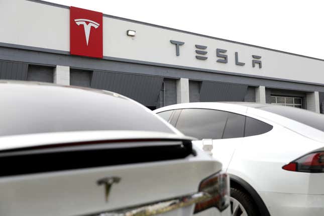 Image for article titled A Legislative Battle Is Brewing Between Car Dealers and Automakers in the U.S.