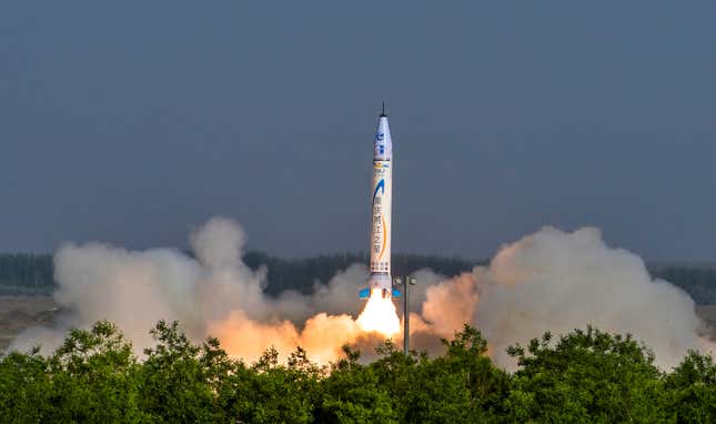 "Chongqing Liangjiang Star" rocket, developed by Chinese private firm OneSpace Technology, takes off from a launchpad in an undisclosed location in northwestern China May 17, 2018. Wan Nan/Chongqing Ribao via REUTERS ATTENTION EDITORS - THIS IMAGE WAS PROVIDED BY A THIRD PARTY. CHINA OUT. - RC1BF03D1D10