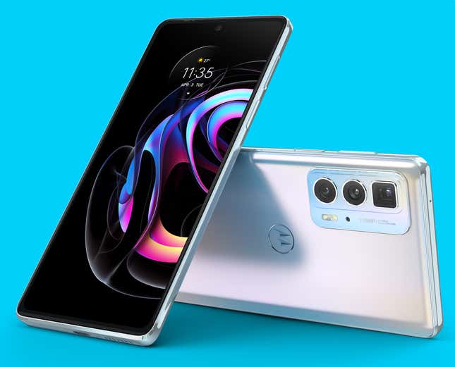Imagen para el artículo titulado Motorola Edge 20 Pro, Edge 20 y Edge 20 Lite: así son los nuevos smartphones mas potentes de Moto