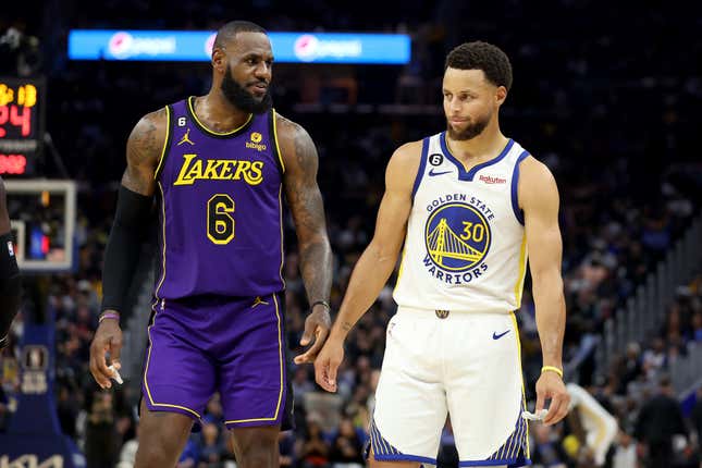 Image for article titled Lakers and Warriors have been getting old without getting older