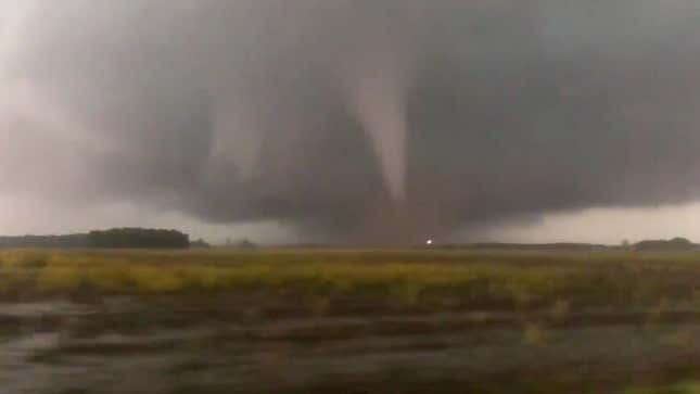 Image for article titled Photos: 12 days of powerful tornadoes from Texas to Pennsylvania