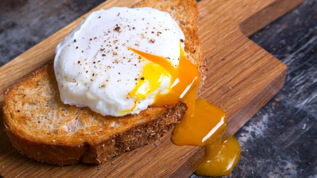 Image for article titled The Secret to Perfect Poached Eggs Is in the Shell