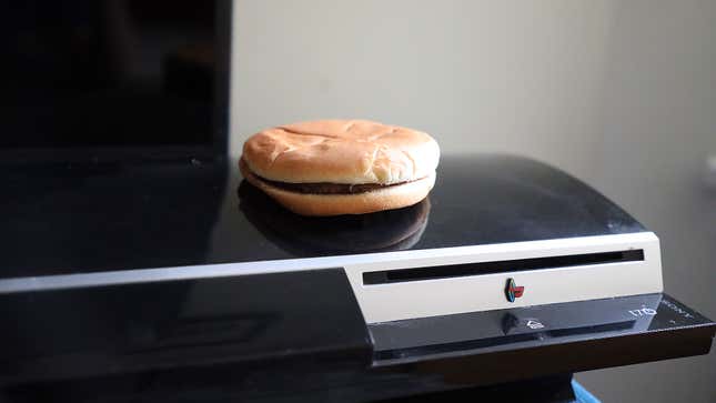Image for article titled Look What Happens When You Leave A McDonald’s Hamburger Out On A Counter For A Year