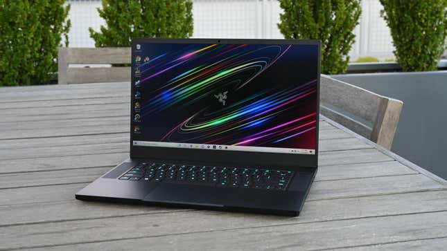 Imagen para el artículo titulado Razer subirá el precio de sus portátiles gaming el próximo año (y otras empresas podrían imitarla)
