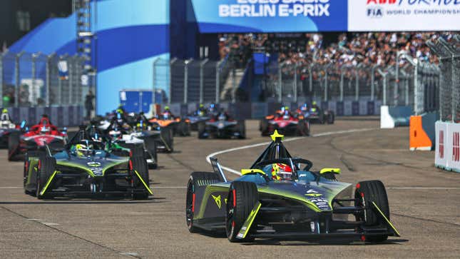 Image for article titled Climate Protesters Delay Formula E Race By Swarming Track