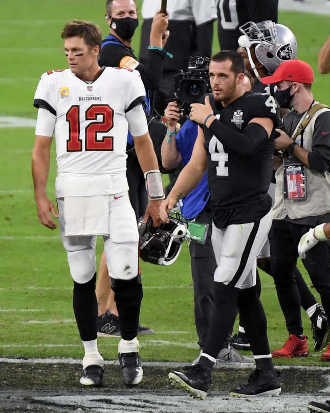 Image for article titled These are Derek Carr&#39;s post-Raiders options