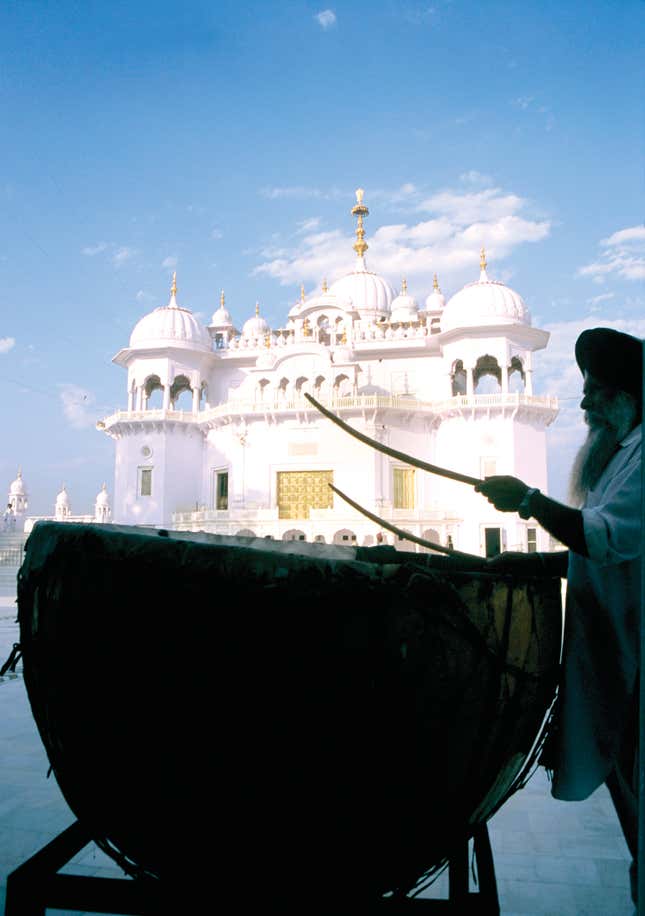 At Takkhat Keshgarh.