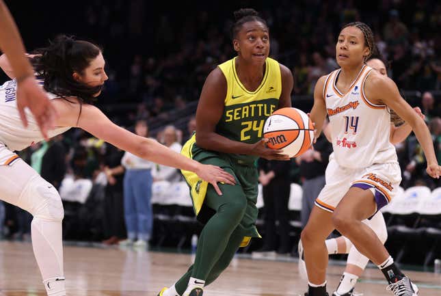 Image for article titled 2023 WNBA Season: Power Rankings, Predictions for Every Team