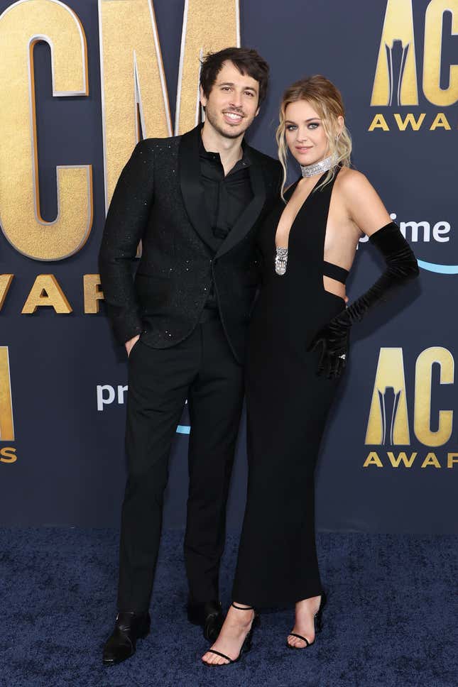 Image for article titled The Boldest and Blandest Looks From the ACM Awards
