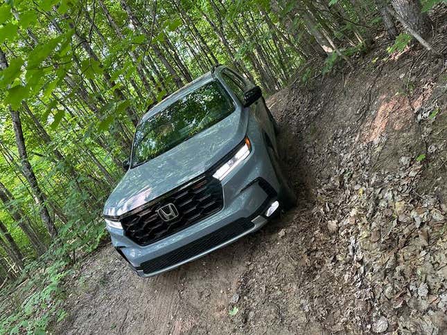 Image for article titled 2023 Honda Pilot Trailsport: More Than Enough For The Off-Roading You&#39;ll Actually Do