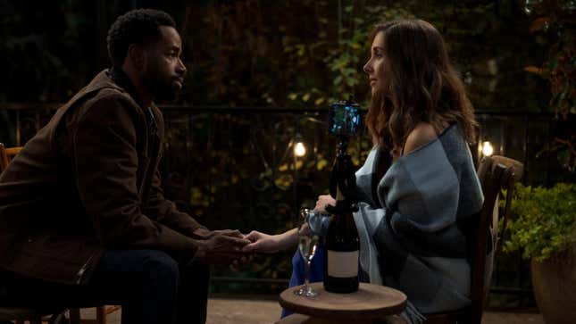 (L-R:) Jay Ellis and Alison Brie in Somebody I Used to Know
