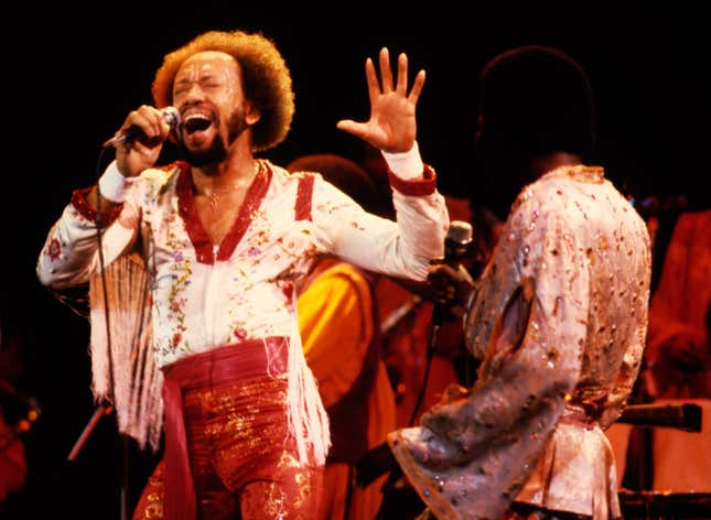 OAKLAND - DECEMBER 1: Maurice White performs with Earth, Wind and Fire at the Oakland Coliseum in Oakland, California - December 1, 1979 