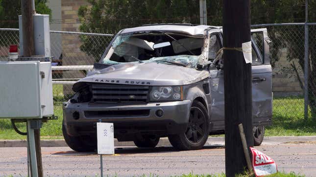 Image for article titled 8 Dead After SUV Driver Runs Over Crowd at Bus Stop on Texas Border (Update)