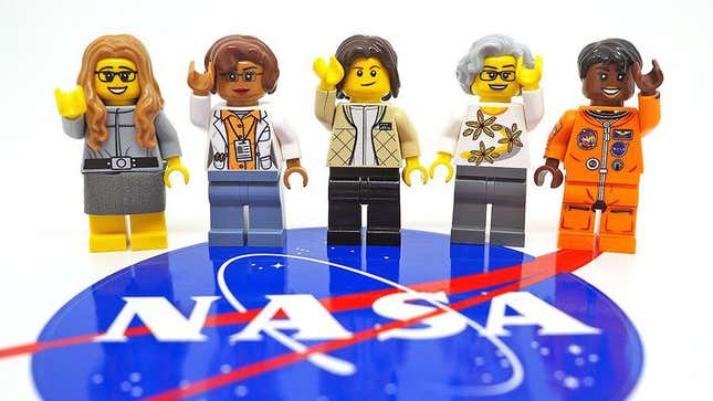 Image for article titled Advice from a real “Woman of NASA,” for kids who dream of working in science
