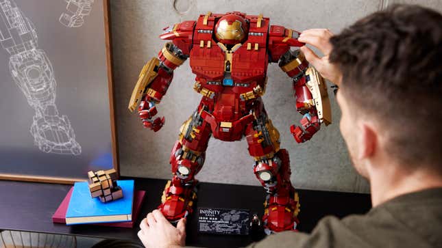 The Lego Hulkbuster set being posed on a shelf.