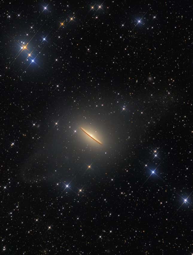 Imagen para el artículo titulado Una increíble imagen del cometa Leonard se lleva el prestigioso concurso Astronomy Photographer of the Year