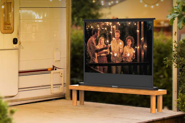 Image for article titled This Wemax Go Projector and Screen Is $230 Right Now