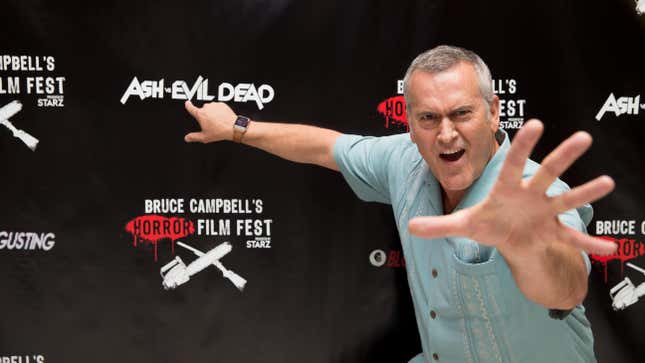 Bruce Campbell attends the Bruce Campbell Horror Film Festival on August 18, 2016 in Rosemont, Illinois.