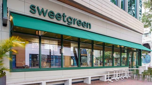 Image for article titled Sweetgreen Is Still Losing Money (Just Not As Much)