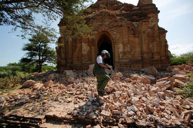 Myanmar-tourism-architecture