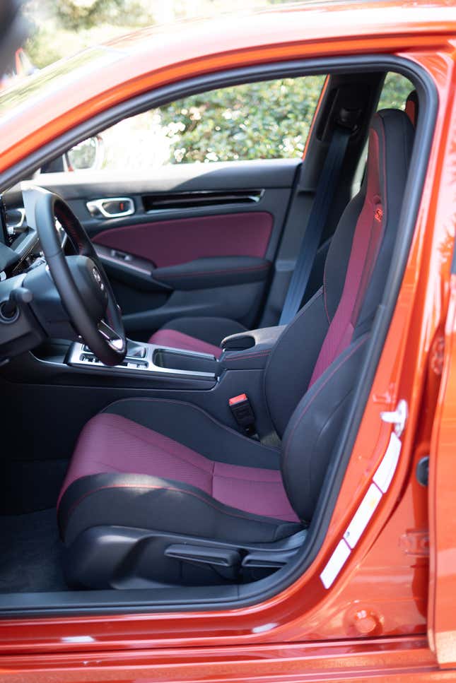 Image for article titled The 2022 Honda Civic Si: A Good Compromise Leaves Everyone Happy