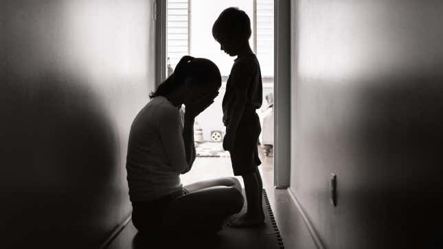 Image for article titled How to Parent With Depression