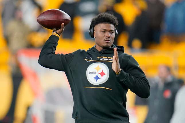 Pittsburgh Steelers quarterback Dwayne Haskins (3) before an NFL football game against the Cleveland Browns, Monday, Jan. 3, 2022, in Pittsburgh. Haskins’ family announced two memorial services in their first public comments since his death last weekend.


