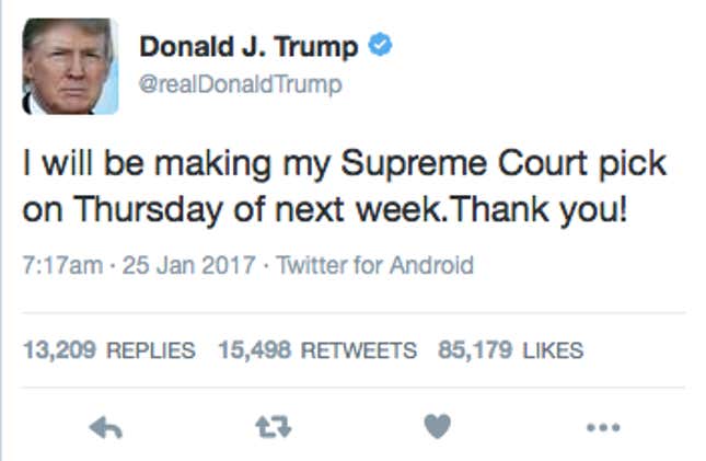Image for article titled Donald Trump seems to still be using his unsecured Android phone—and that’s troubling