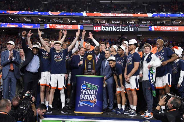 Image for article titled B1G Disappointment: The teams that have won national titles since the Big Ten last cut down the nets