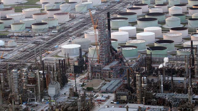 Photo of Pascagoula, Mississippi oil refinery