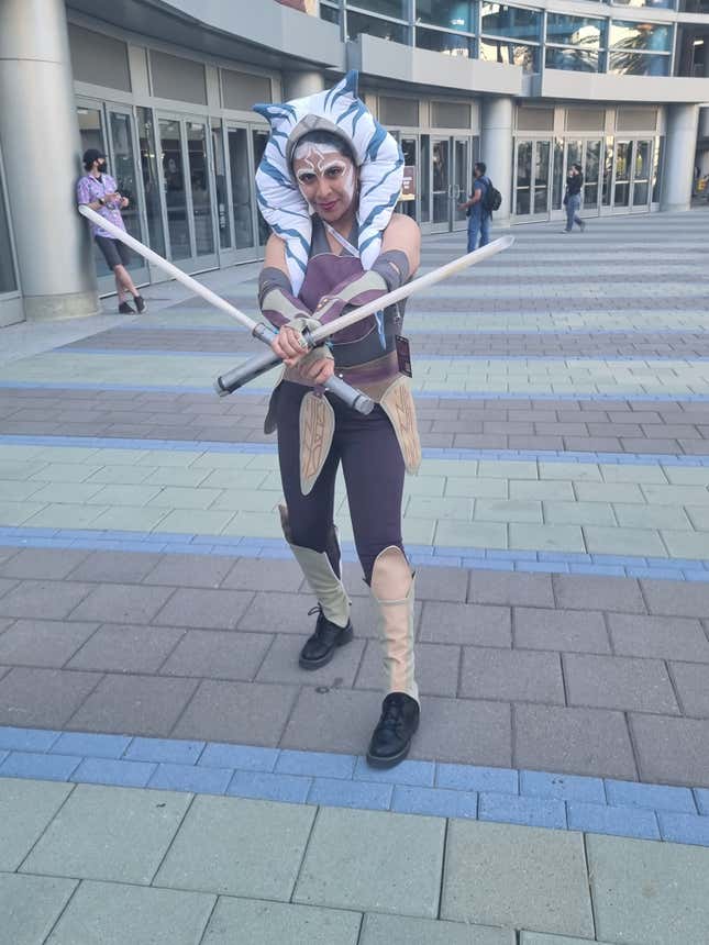 Image for article titled Here&#39;s Some of Star Wars Celebration 2022&#39;s Coolest Cosplay