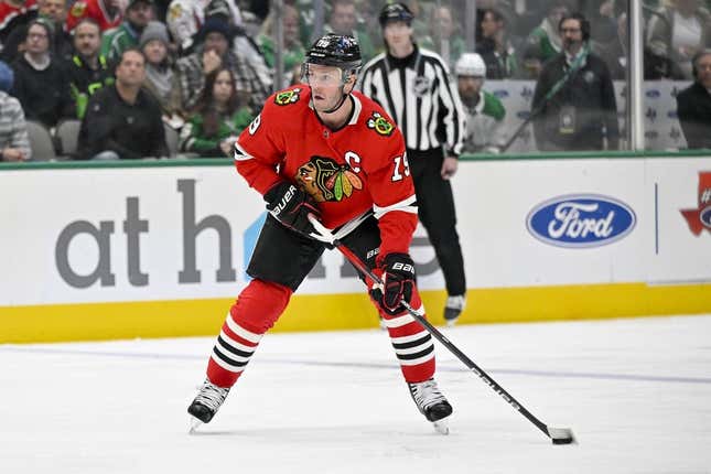 Nov 23, 2022; Dallas, Texas, USA; Chicago Blackhawks center Jonathan Toews (19) in action during the game between the Dallas Stars and the Chicago Blackhawks at American Airlines Center.