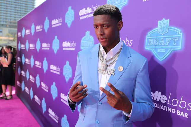 NFL Draft 2022: Best and worst dressed on the Las Vegas pink carpet