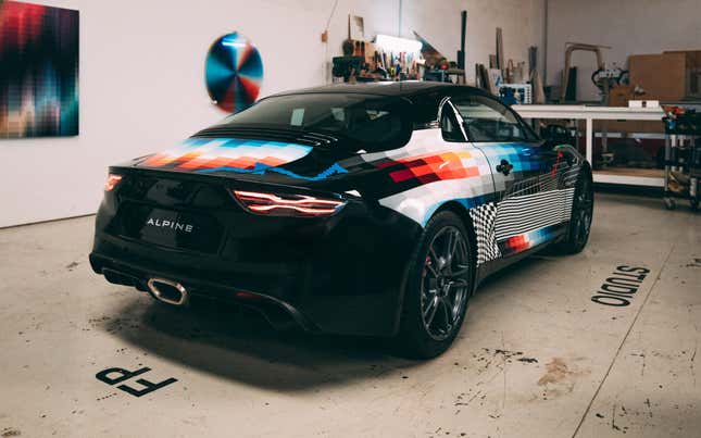 Image for article titled Graphic Artist Felipe Pantone Makes The Coolest French Car Even Cooler