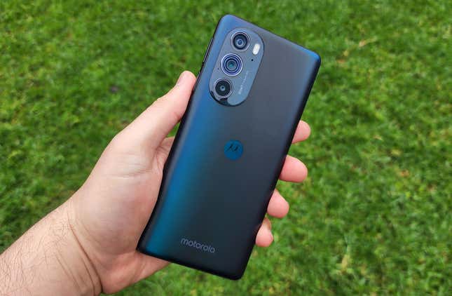 Imagen para el artículo titulado Análisis del Moto Edge 30 Pro: así es el regreso de Motorola a los flagships