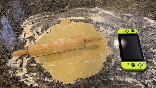 Image for article titled We’re Strapped for Content So Here’s Instructions On How To Bake Your Nintendo Switch Into An Apple Pie