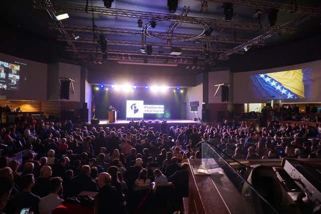 Platforma za progres hosts its founding congress ahead of elections last year.