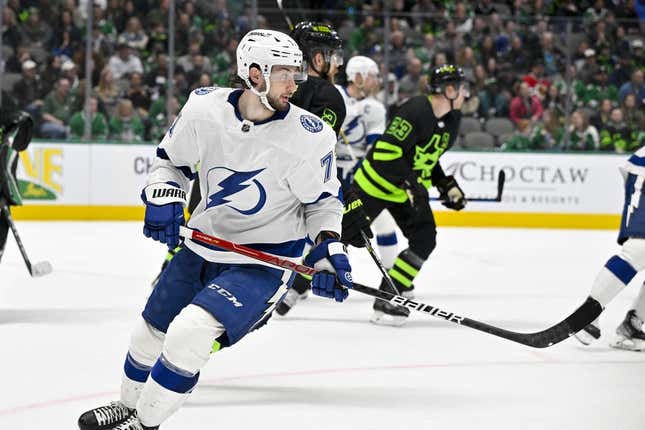 Feb 11, 2023; Dallas, Texas, USA; Tampa Bay Lightning center Anthony Cirelli (71) skates against the Dallas Stars during the third period at the American Airlines Center.