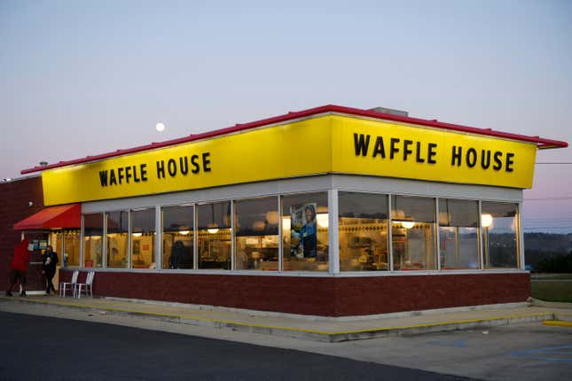 Image for article titled A Black Couple Says Waffle House Refused to Seat Them Because of Their Race