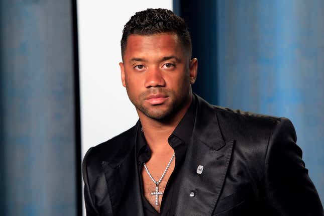 Image for article titled Russell Wilson Receives Honorary Degree From Dartmouth College