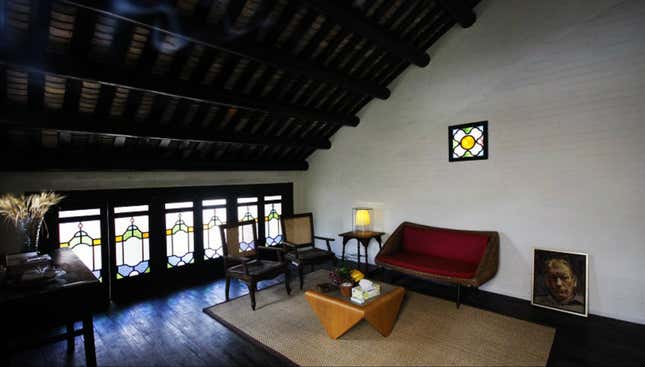 Image for article titled How to restore a 180-year-old Qing Dynasty compound with your own money